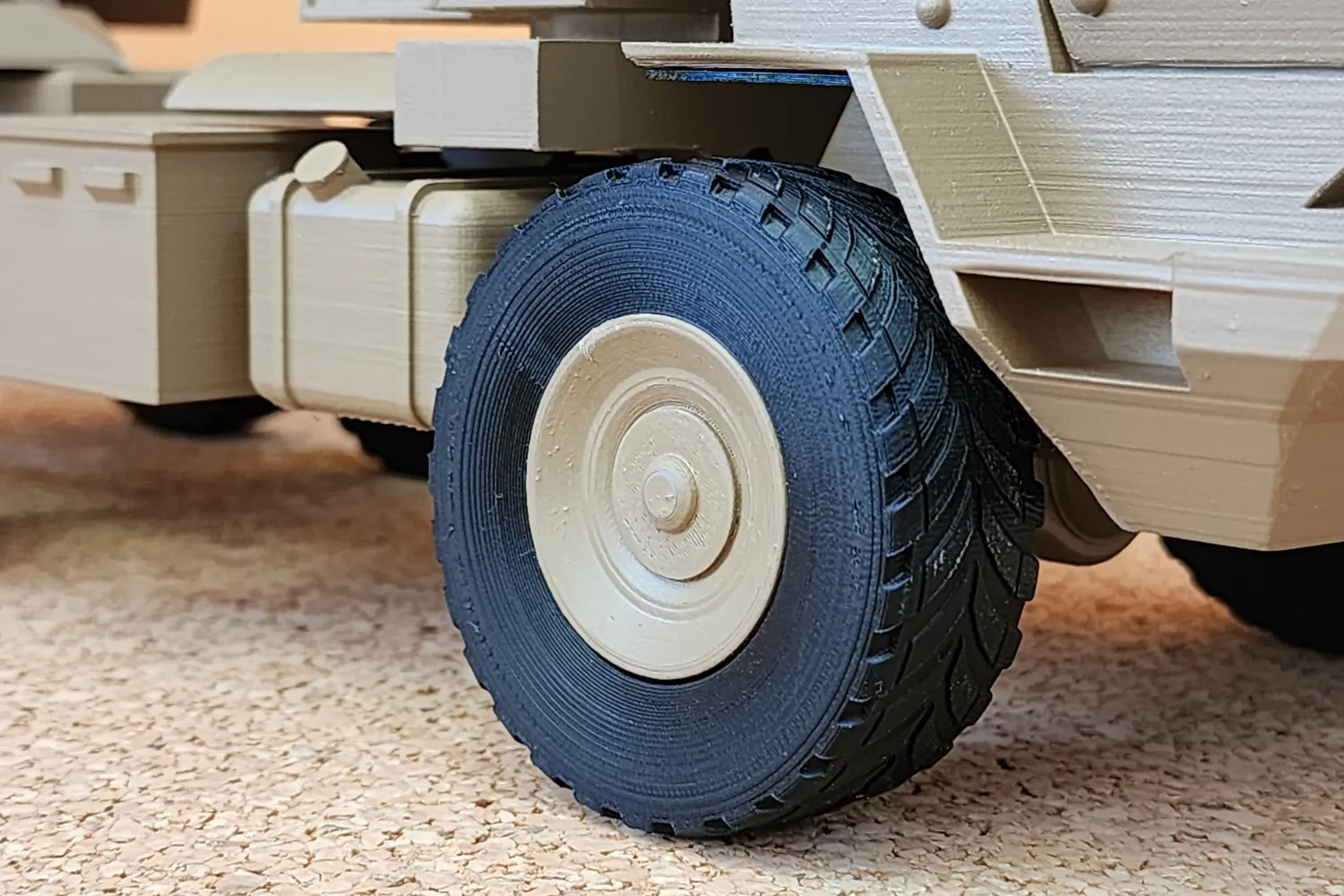 3d printed himars MLRS model