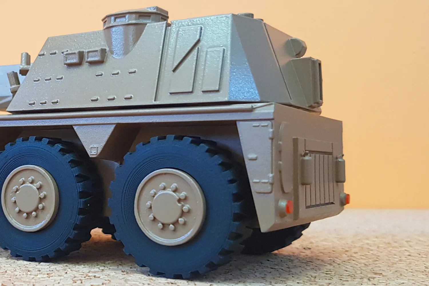 3d printed small G6 howitzer model